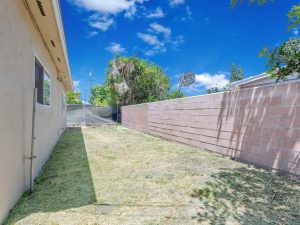 Back Unit – Backyard