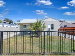 Front Unit- 4118 Shirley Ave